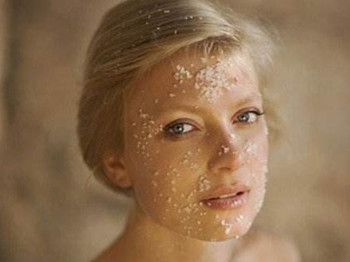 去除眼部脂肪粒小偏方，五个实用小方法  偏方 眼部 脂肪 美白祛黄 第4张