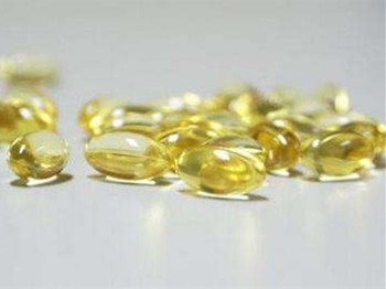 去除眼部脂肪粒小偏方，五个实用小方法  偏方 眼部 脂肪 美白祛黄 第5张