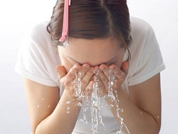 水光针后多久可以洗脸，把握洗脸最佳时间  水光针 美白祛黄 第4张