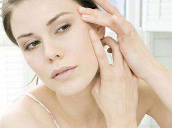 油性皮肤怎么变成中性皮肤  油性 美白祛黄 第3张