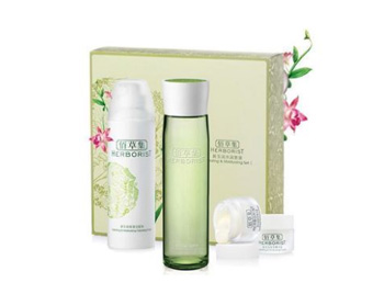 混合型肌肤护肤品推荐,正确护肤必备5款 混合型肌肤 护肤品 美白祛黄 第2张 混合型肌肤护肤品推荐,正确护肤必备5款 混合型肌肤 护肤品 美白祛黄 第2张