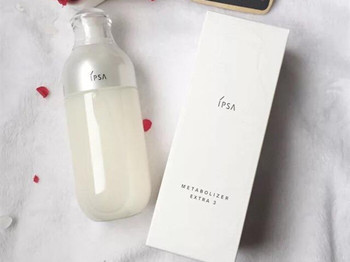 混合性偏油皮肤用什么护肤品，平衡油脂五款推荐  混合性 护肤品 皮肤 美白祛黄 第2张