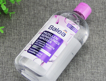 干性皮肤用什么卸妆好,几种卸妆类型推荐 干性皮肤 卸妆 美白祛黄 第2张 干性皮肤用什么卸妆好,几种卸妆类型推荐 干性皮肤 卸妆 美白祛黄 第2张