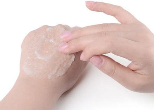 盐能去鸡皮肤吗，怎么使用  盐 浴盐 美白祛黄 第4张