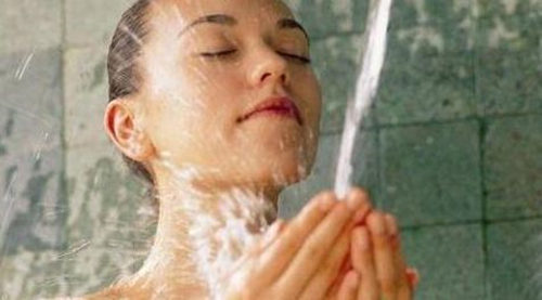 鸡皮肤洗澡后痒怎么回事，这几个方法能改善