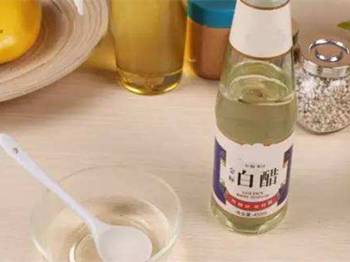 鸡皮肤色素沉淀用白醋管用吗