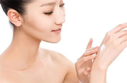 夏天也要美白，教你美白技巧  防晒 美白 面膜 技巧 第2张