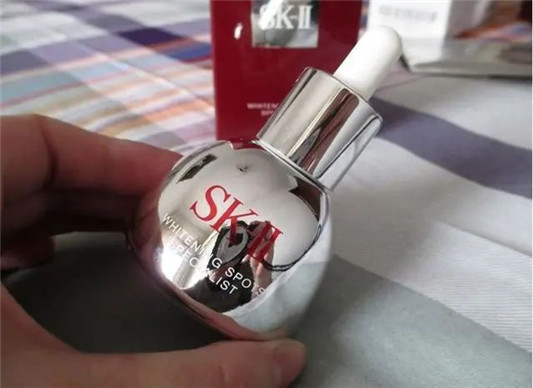 美白精华评测，IMANEW弹力保湿精华  美白 精华 IMANEW 保湿 第2张