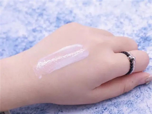 12款超火防晒真人测评，第10个是个坑  防晒 美白 第29张