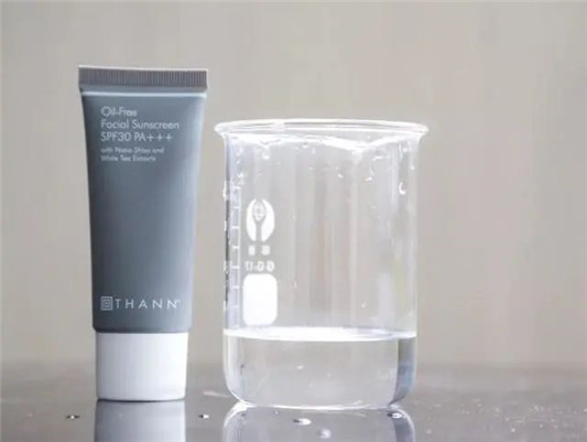 12款超火防晒真人测评，第10个是个坑  防晒 美白 第46张