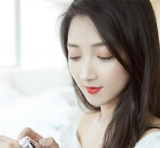 给女人的10个抗老小技巧，就算不漂亮老了也能保持年轻  抗老 第7张