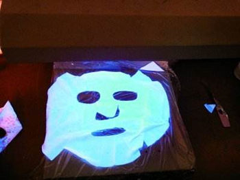 补水面膜会有荧光剂吗，怎样辨别是否有荧光剂  荧光剂 面膜 补水面膜 美白祛黄 第4张