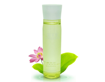 混合型皮肤化妆水推荐,六款改变混合肌肤 化妆水 混合型皮肤 美白祛黄 第3张 混合型皮肤化妆水推荐,六款改变混合肌肤 化妆水 混合型皮肤 美白祛黄 第3张