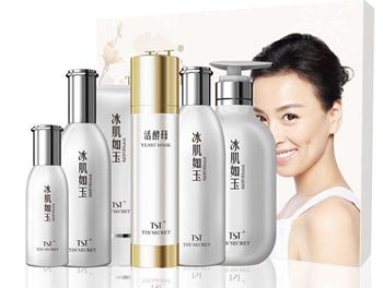 TST冰肌如玉护肤品怎么样，安全吗 多少钱一套