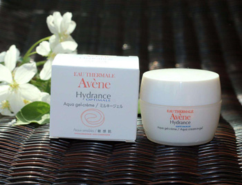 雅漾的护肤品怎么样，适合什么年龄