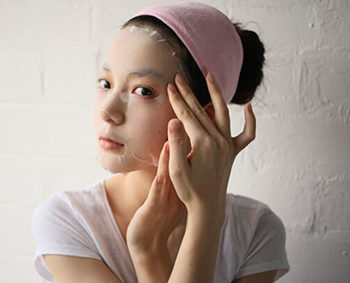 软膜粉好还是面膜好，软膜粉正确使用方法是什么  软膜粉 面膜 美白祛黄 第4张