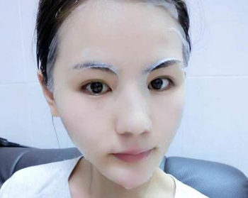 先补水还是先敷面膜，往脸上喷矿泉水能补水吗  补水 面膜 美白祛黄 第3张