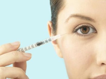 去除眼角皱纹鱼尾纹的方法，五个方法告别鱼尾纹  鱼尾纹 皱纹 眼角 美白祛黄 第5张