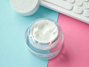 素颜霜会不会堵塞毛孔，皮肤健康最重要  素颜霜 美白祛黄 第3张