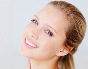 vc护肤品白天可以用吗，vc有什么作用  vc 美白祛黄 第3张