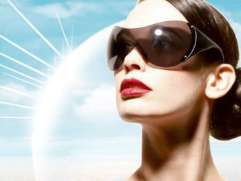 vc护肤品白天可以用吗，vc有什么作用  vc 美白祛黄 第4张