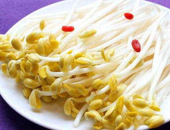 吃黄豆可以抑制黑色素吗，怎么吃管用  黄豆 抑制黑色素 美白祛黄 第4张