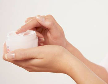 护肤品有哪些种类，护肤品种类大全简略  护肤品种类 美白祛黄 第2张