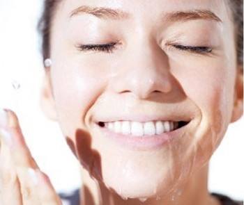 护肤水正确使用方法和注意事项有什么