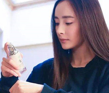 女明星都用什么护肤品