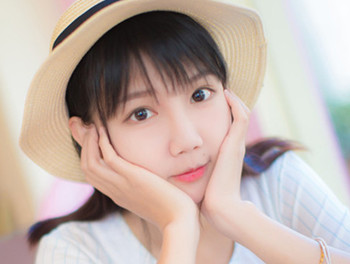 高中生混合型肌肤怎样选择适合自己的护肤品