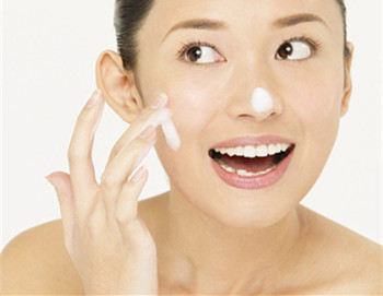 fresh红茶面霜可以修复敏感肌肤吗  fresh 敏感皮肤怎么修复 美白祛黄 第2张