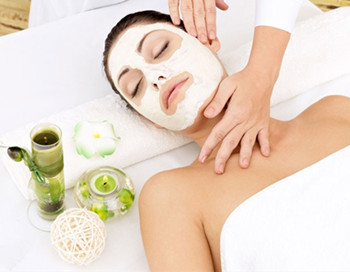 脸是敏感肌肤做水疗修复效果明显不  水疗修复 敏感皮肤怎么修复 美白祛黄 第2张