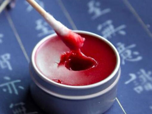 紫草油可以擦激素脸吗  紫草油 激素脸 美白祛黄 第3张