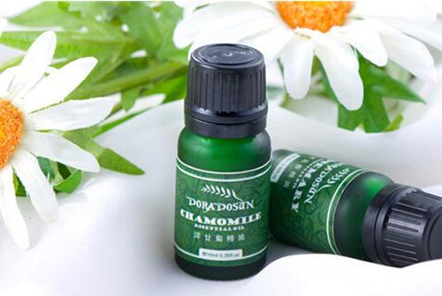 激素脸可以用精油吗，能用哪些精油  激素脸 精油 美白祛黄 第5张