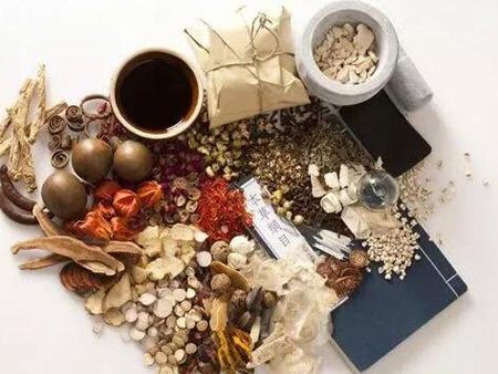 激素脸传统中医治疗靠谱吗  激素脸 中医 美白祛黄 第2张