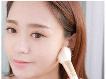 油性敏感肌化妆步骤，敏感肌也可以美美哒  美白祛黄 第3张