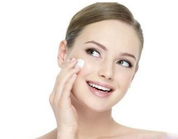 敏感皮肤日常保养步骤，五步拒绝敏感  敏感皮肤 美白祛黄 第2张