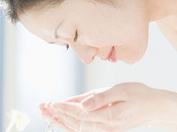 紫外线过敏修复小妙招，六种方法解决过敏  紫外线过敏 修复 美白祛黄 第2张