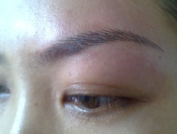 敏感肌肤可以纹眉吗，会过敏吗？