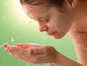 面部毛细血管扩张是什么原因怎么治疗  毛细血管 面部 原因 美白祛黄 第3张