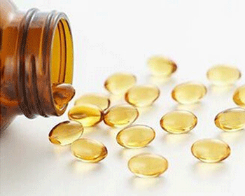 脸上过敏可以涂维生素E吗