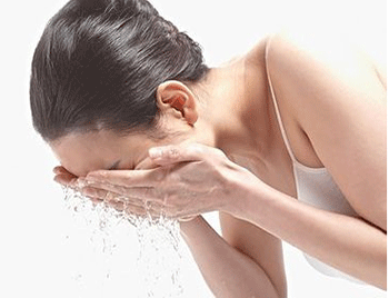 脸上过敏发红发痒怎么办  脸上过敏 美白祛黄 第2张