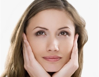 脸反复过敏是激素脸吗，怎么改善