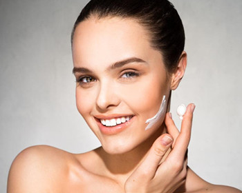 敏感肌肤该如何护理，油性缺水还有痘  油性 长痘痘 美白祛黄 第3张