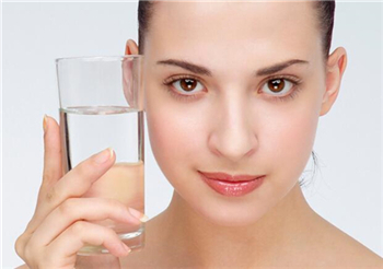 脸部皮肤的角质层薄怎么护理及具体方法  角质层薄 脸部 方法 美白祛黄 第3张