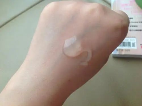 夏日修复肌肤就用芦荟霜，修护肌肤补水保湿镇定修复  芦荟霜 第4张