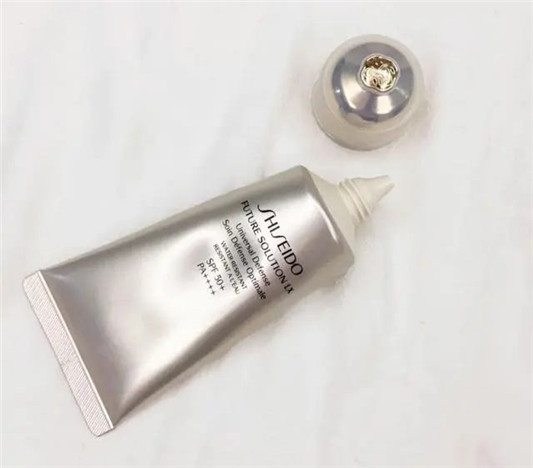 贵妇级别防晒测评「兰蔻防晒最有效 pola是真正有钱人用的」  贵妇 防晒 测评 第2张