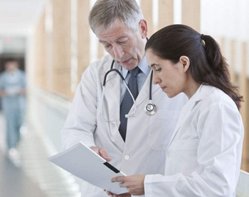 敷完面膜第二天脸红过敏怎么办  面膜 过敏脸红 美白祛黄 第3张