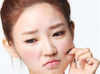 擦完护肤品脸热脸红什么原因怎么办  护肤品 怎么办 原因 美白祛黄 第2张