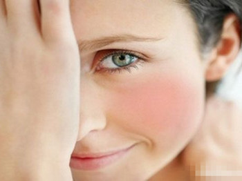 治疗面部潮红的土方法，小方法解决大问题